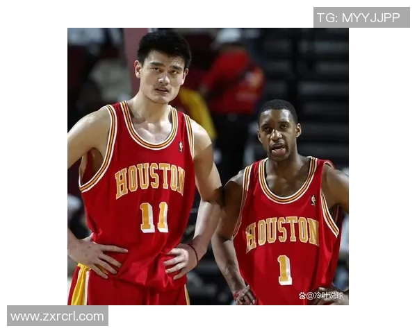 伯德与姚明的篮球传奇:跨越时代的友谊与对决 伯德与姚明的篮球传奇:跨越时代的友谊与对决