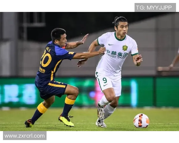 张玉宁加盟河南建业，助力球队夺得中超联赛冠军