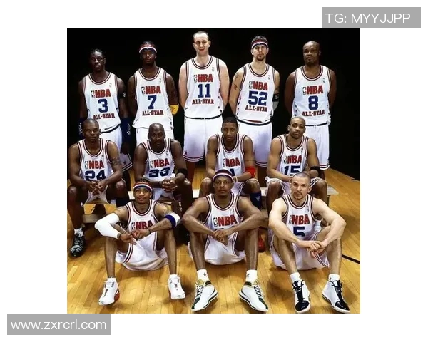 艾佛森与姚明的传奇对决:篮球场上的巅峰对抗与友谊之战 艾佛森与姚明的传奇对决:篮球场上的巅峰对抗与友谊之战